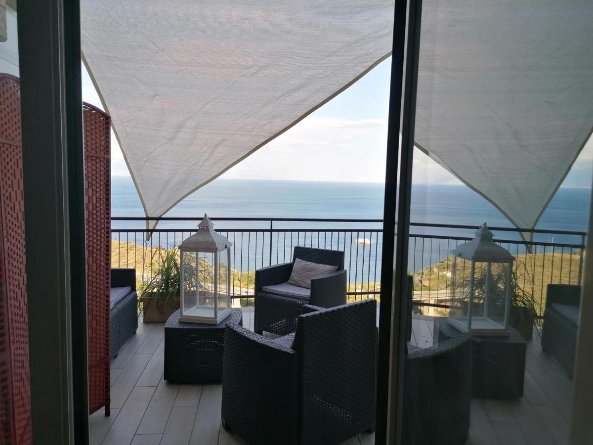 Al Bajah Loft Monovano Con Requisiti Hotel Taormina Exterior foto